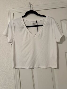 3/$15 No Boundaries White V-Neck Short Sleeve Tee